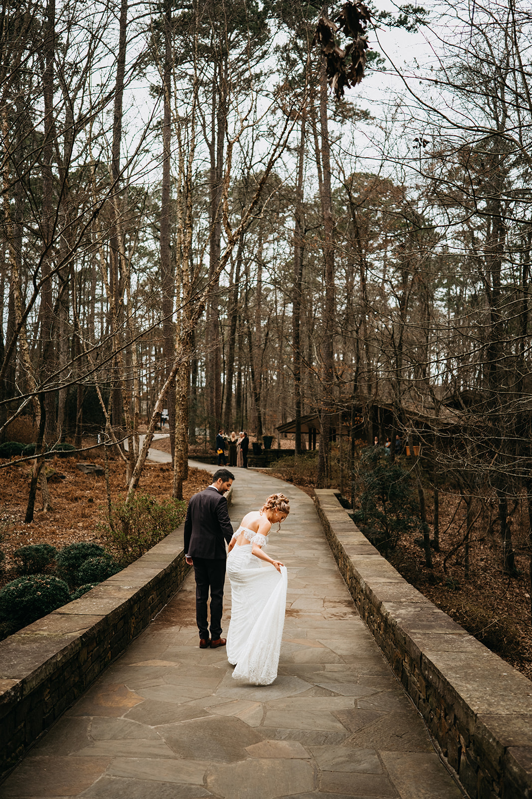 https://derekcouts.com/wp-content/uploads/2024/06/andrew-and-jessica-anthony-chapel-wedding-arkansas-wedding-collection-227_websize.jpg